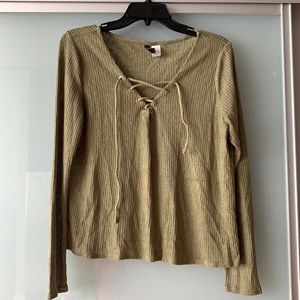 H&M Green Long Sleeve Top